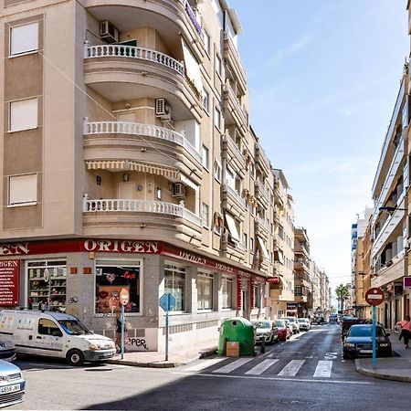 Apartamento Caballero De Rodas Torrevieja Eksteriør billede