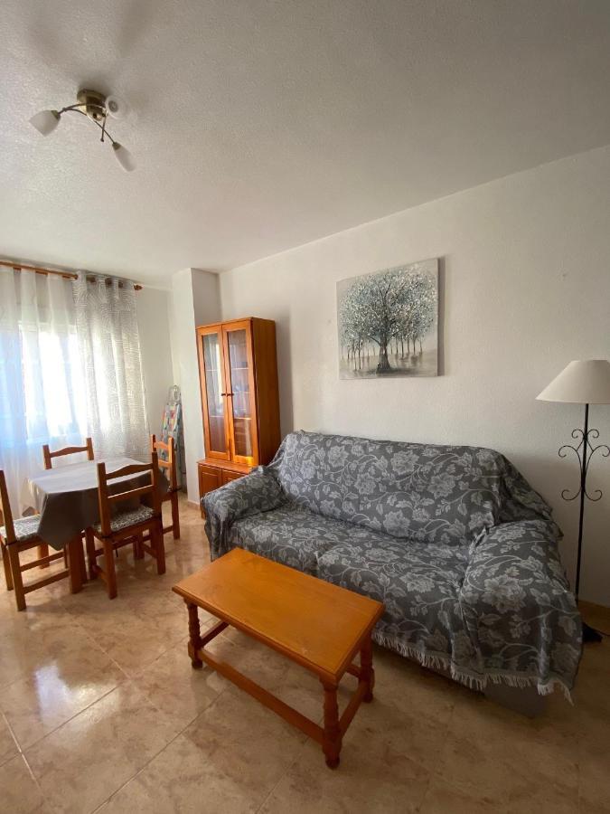 Apartamento Caballero De Rodas Torrevieja Eksteriør billede