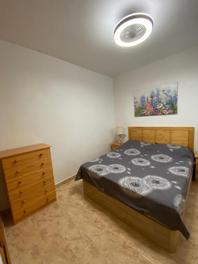 Apartamento Caballero De Rodas Torrevieja Eksteriør billede